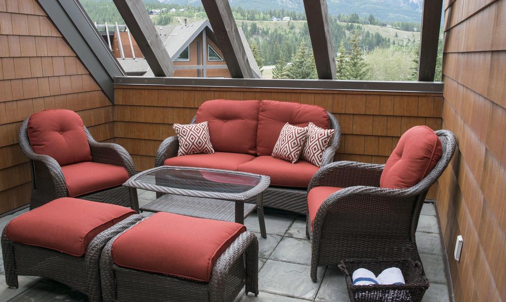 The Summit At Grande Rockies Hotel Canmore Exterior photo
